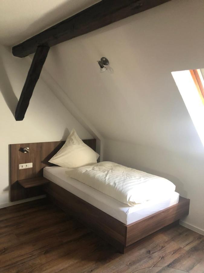 Landgasthof-Hotel Zur Linde Großenlüder Eksteriør bilde