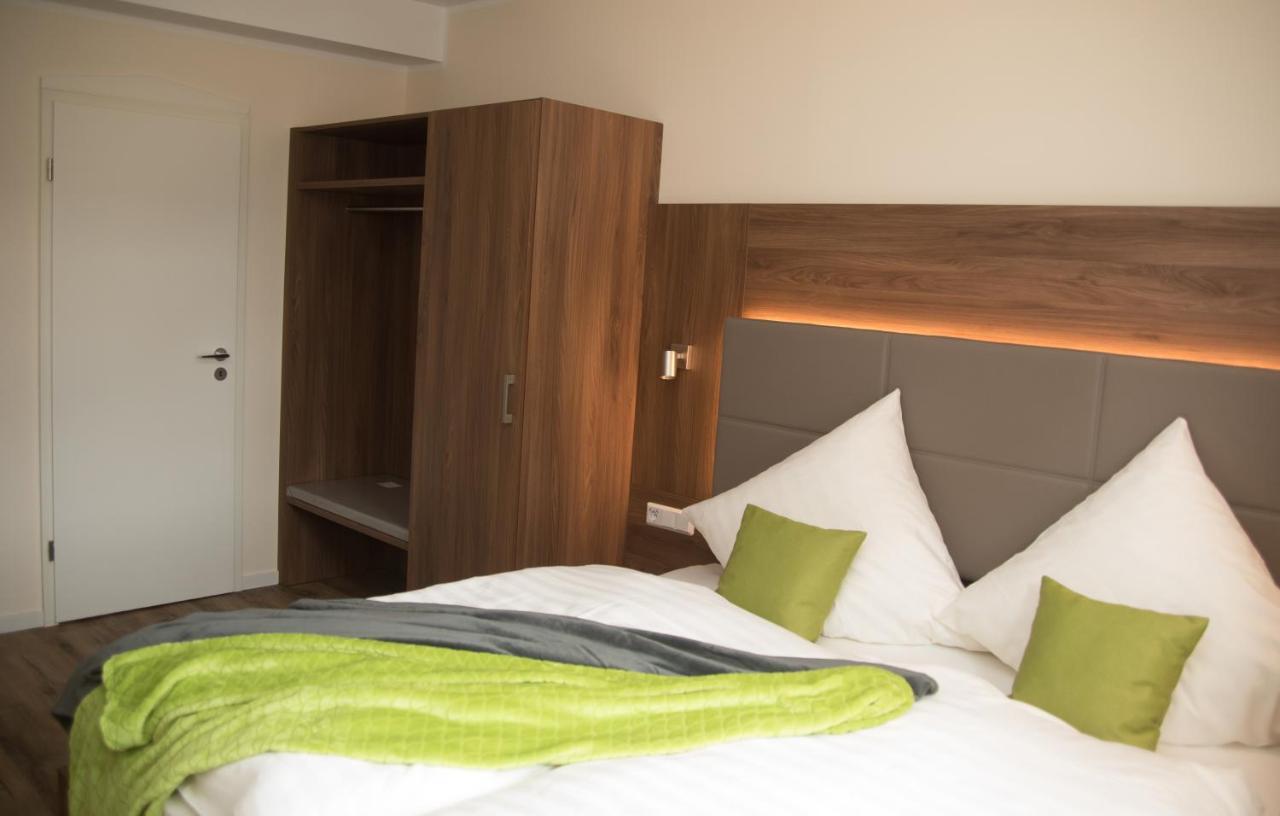 Landgasthof-Hotel Zur Linde Großenlüder Eksteriør bilde